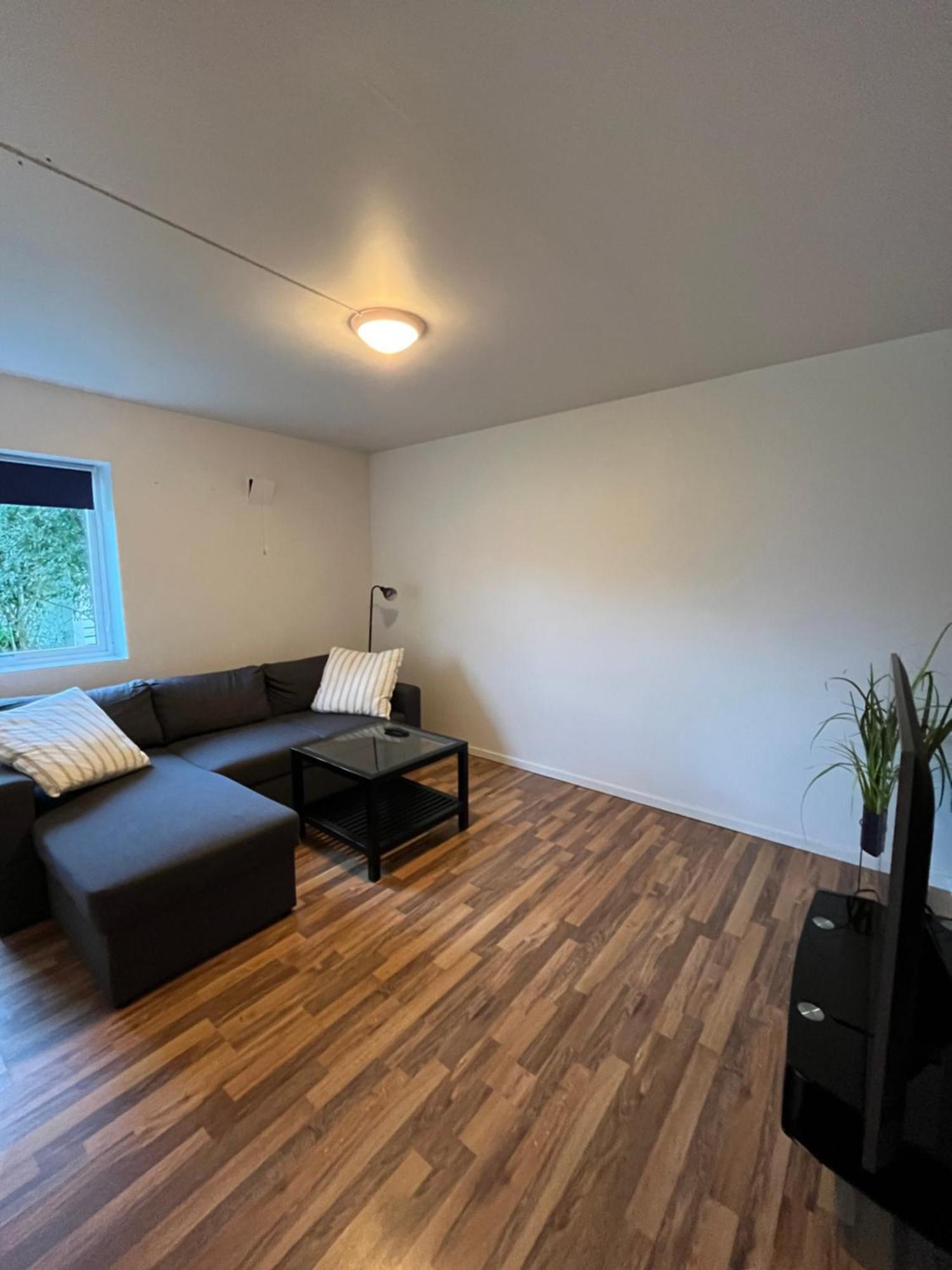 Nydelig Sentral Leilighet Med Gratis Parkering Apartment Tromsø